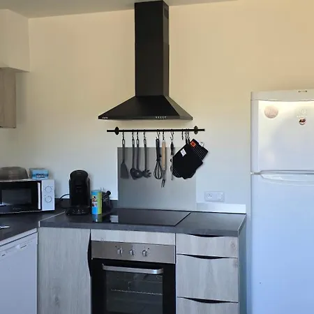 Cozyhouse 2 Chambre, 6 Personnes Avec Jardin * Esmery-Hallon