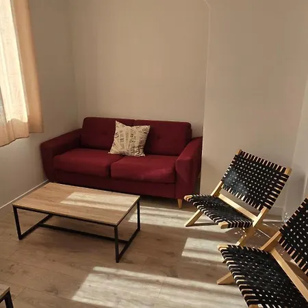 Cozyhouse 2 Chambre, 6 Personnes Avec Jardin Esmery-Hallon